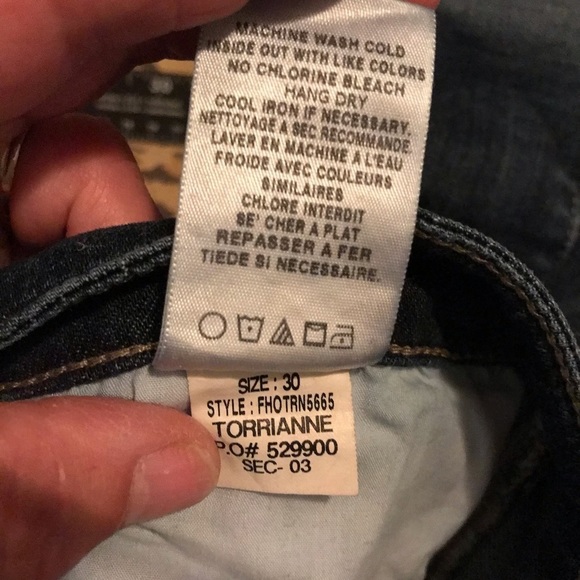 Joe’s Jeans size 30 high rise blue jeans The Torrianne with stretch - Picture 11 of 15